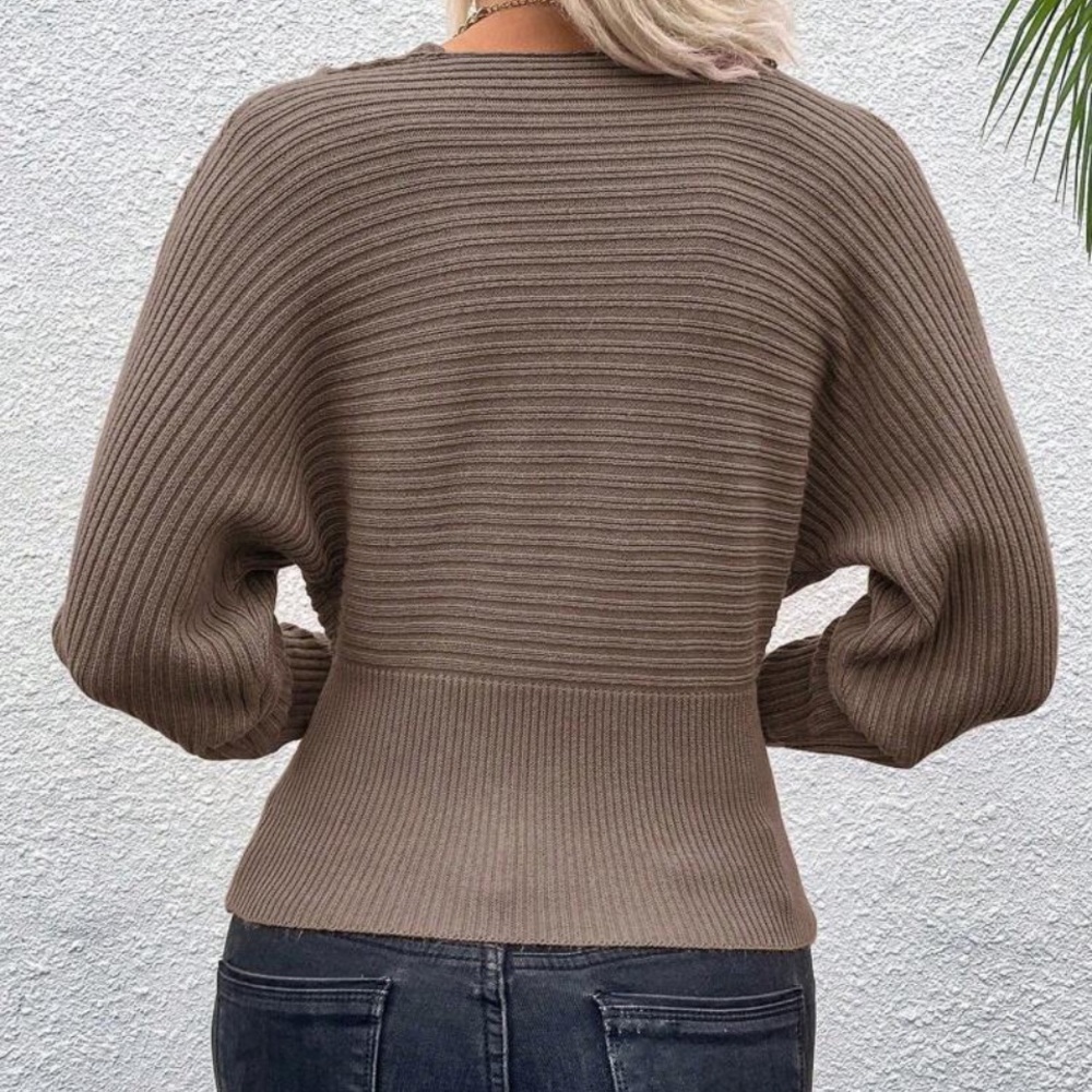 New crossover mocha brown sweater - Picture 4 of 5